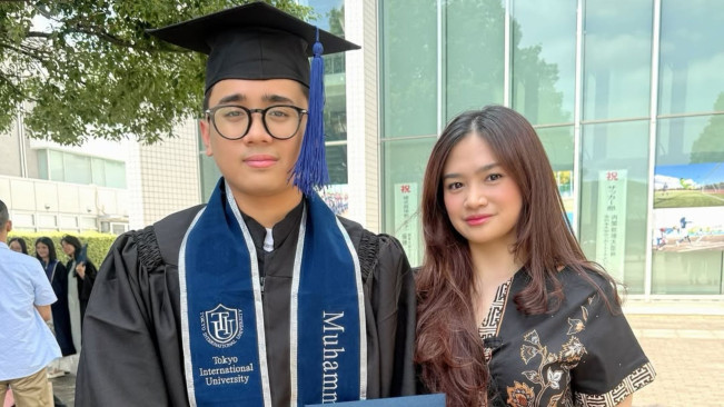 Tyarani Savitri Nugraha dan Muhammad Rafly Aziz Nugraha. (Instagram @mulanjameela1)